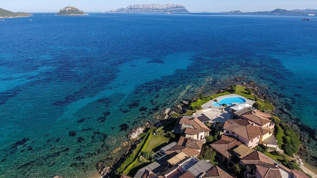 Apartment In S'Abba E Sa Pedra With Pool Golfo Aranci Buitenkant foto