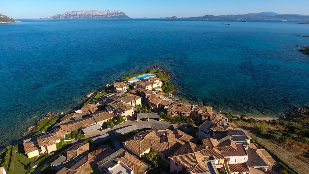 Apartment In S'Abba E Sa Pedra With Pool Golfo Aranci Buitenkant foto