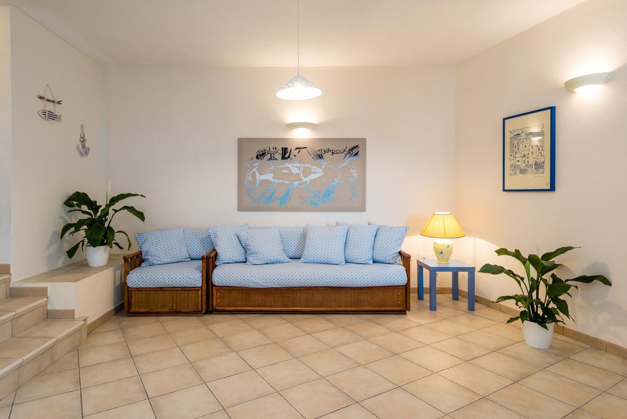 Apartment In S'Abba E Sa Pedra With Pool Golfo Aranci Buitenkant foto